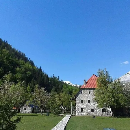 Jezerca - Choose Balkans Valbone